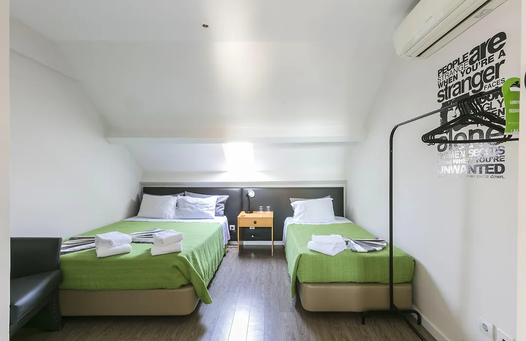Guest House Porto Clerigus-1